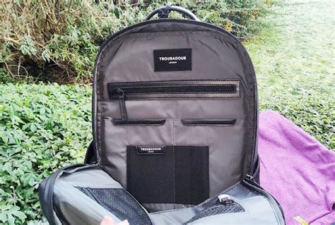 troubadour apex backpack review.